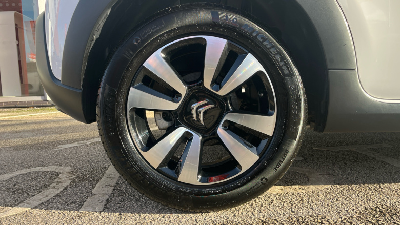 Citroen C3 1.2 PureTech 110 Plus 5dr EAT6 Petrol Hatchback